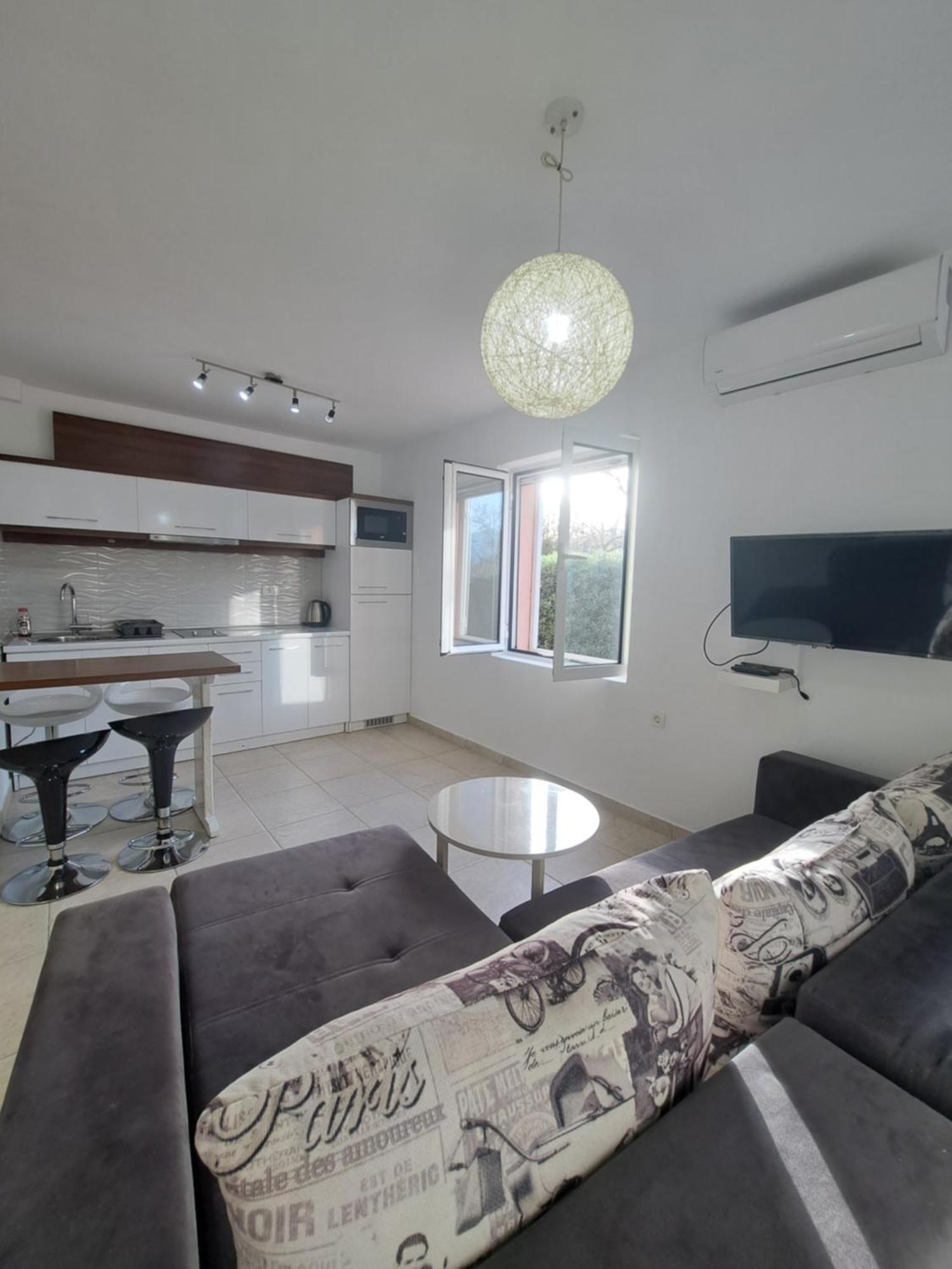 Paunovic Apartments Тиват Экстерьер фото