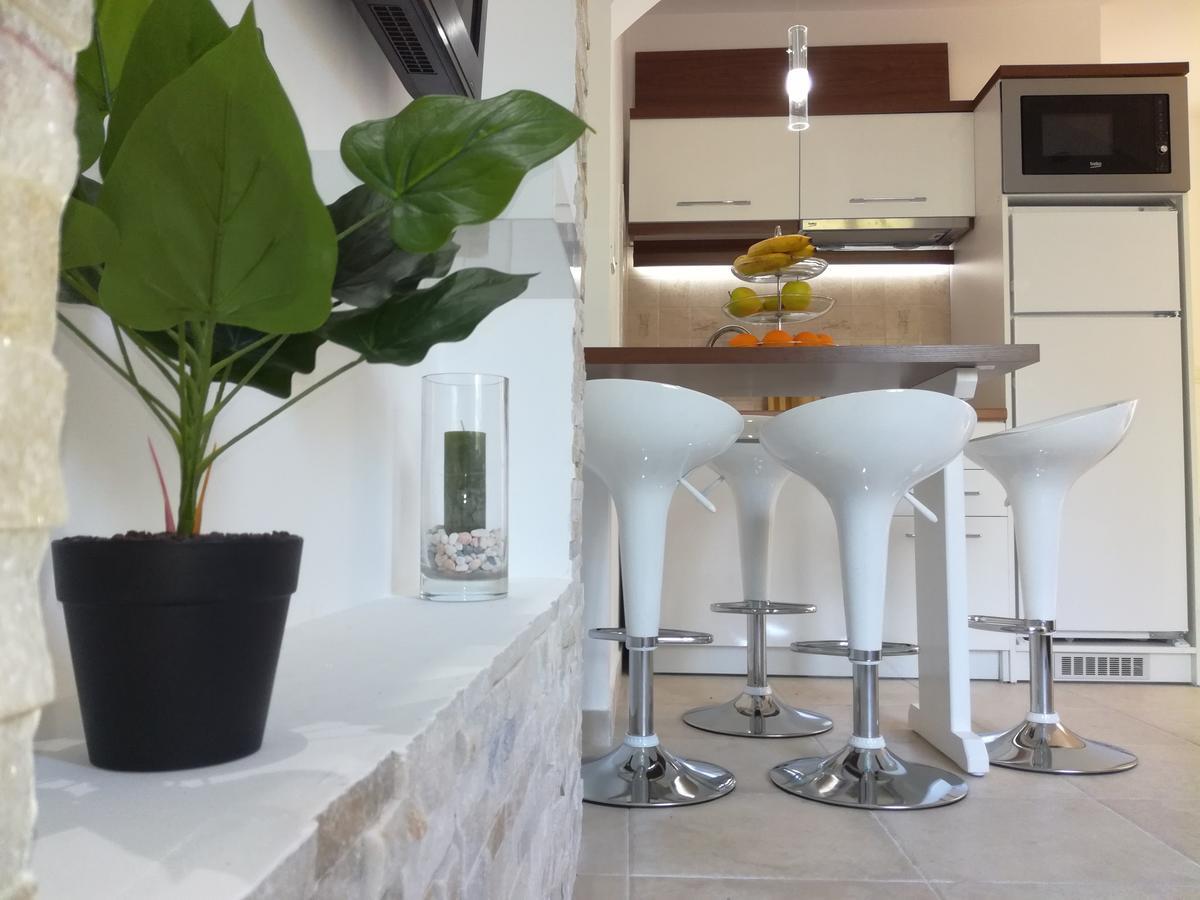 Paunovic Apartments Тиват Экстерьер фото